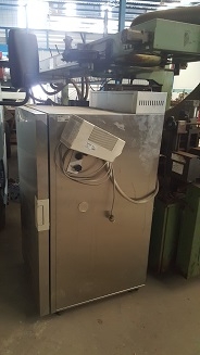 ตู้แช่แข็งประตู 4 บาน 30,000 บาทตู้อบ 15,000 บาท ตู้แช่แข็งประตู 4 บาน 30,000 บาทตู้อบ 15,000 บาท