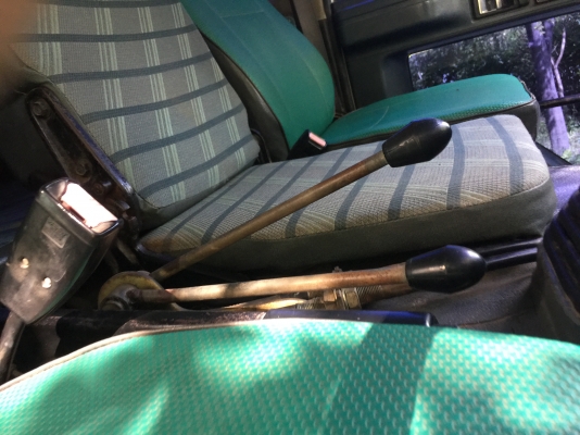 ขายรถ6ดั้ม เกษตร FRR12JA 175แรง  Slow อินเตอร์ 4 สปิส ราคา 550,000บาท