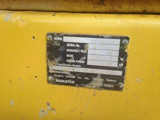 ขาย 1,250,000 บาท KOMATSU PC200-7 เครื่องดี ปั้มแรง โช่หนา เอวแน่น ไฟฟ้าครบ แอร์เย็น เอกสารเล่มทะเบียน รถสวยพร้อมใช้ รถอยู่ จ.นครนายก  090-772-3710 090-772-3708
