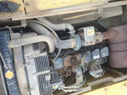 ขาย 1,150,000 บาท KOMATSU PC200-7 (มีไลน์หัวเจาะ) เครื่องดี ปั้มแรง โช่หนา เอวแน่น ไฟฟ้าครบ เอกสารเล่มทะเบียน รถทำงานอยู่ รถอยู่ จ.นครนายก 090-772-3710 090-772-3708
