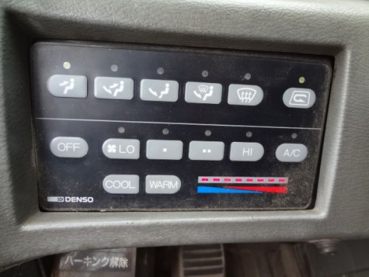 ถึงไทยเร็วๆนี้ครับ WA200-3 ปี1993 6,930ชม. ราคาไม่แพงครับ ถึงไทยเร็วๆนี้ครับ WA200-3 ปี1993 6,930ชม. ราคาไม่แพงครับ