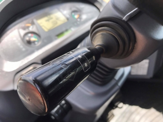 ขายรถตักล้อยาง KOMATSU WA320-6 ปี 2012 รถนอกนำเข้าจากญี่ปุ่น สภาพสวยพร้อมใช้ มีVDOการทำงานครับ