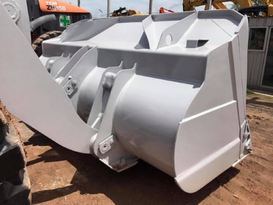 ขายรถตักล้อยาง KOMATSU WA320-6 ปี 2012 รถนอกนำเข้าจากญี่ปุ่น สภาพสวยพร้อมใช้ มีVDOการทำงานครับ