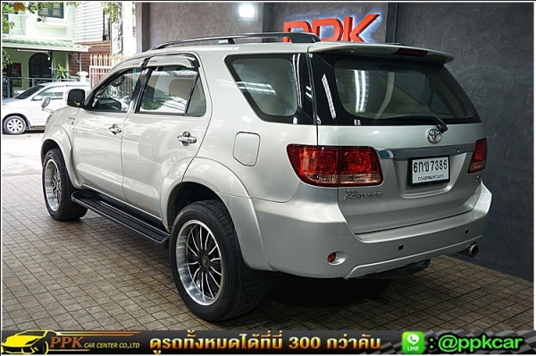 2009 TOYOTA FORTUNER 3.0 V สีบรอนซ์เงิน เกียร์ออโต้