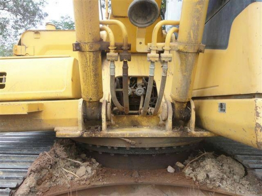 ขาย แม็คโคร.  komatsu