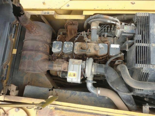 ขาย แม็คโคร.  komatsu