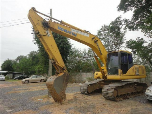 ขาย แม็คโคร.  komatsu