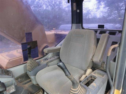 ขาย แม็คโคร.  komatsu