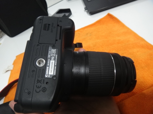 Canon 700D