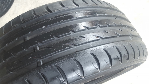 ขายยาง205/50/16 ปี 0215 ROADSTONE 4 เส้น ขายยาง205/50/16 ปี 0215 ROADSTONE 4 เส้น