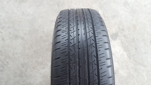 ขายยาง215/60/16 ปี 15 BRIDGESTONE ER33 4 เส้น