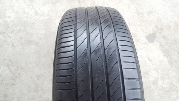 ขายยาง215/60/16 ปี 15 MICHERLIN 3ST 4 เส้น