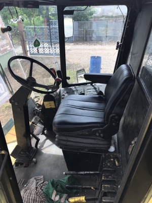 ขายรถเกี่ยวข้าวโพดNEW HOLLAND TF 44 ขายรถเกี่ยวข้าวโพดNEW HOLLAND TF 44