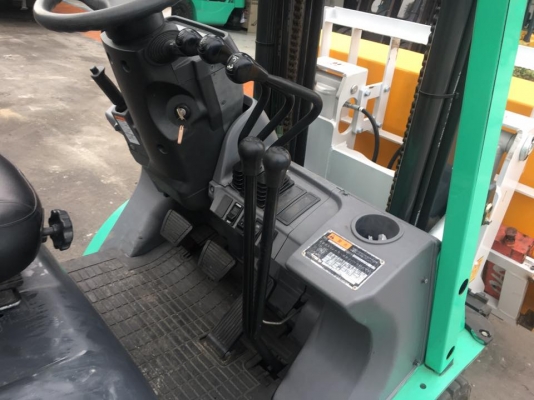 ขายรถตักยางพาราตักทะลายปาล์มงาเทกระดกเทได้