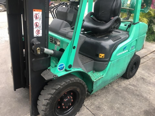 ขายรถตักยางพาราตักทะลายปาล์มงาเทกระดกเทได้