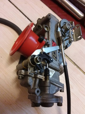 ขายคาบูแต่ง fcr35 สภาพสวยสดๆจากยุ่นใส่ตรงรุ่นsr400