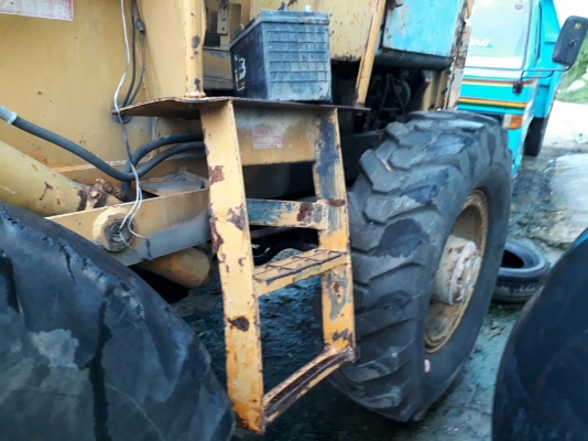KOMATSU รุ่น JH 30 B เครื่อง 4 สูบ