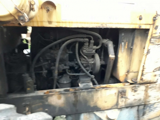 KOMATSU รุ่น JH 30 B เครื่อง 4 สูบ