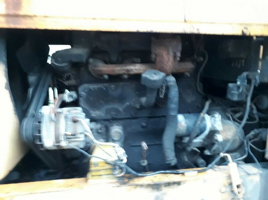 KOMATSU รุ่น JH 30 B เครื่อง 4 สูบ