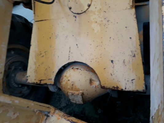 KOMATSU รุ่น JH 30 B เครื่อง 4 สูบ