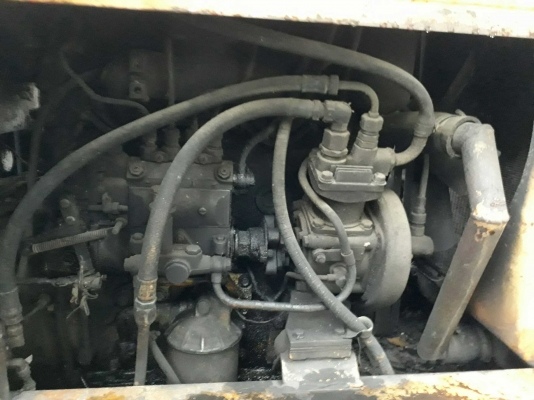 KOMATSU รุ่น JH 30 B เครื่อง 4 สูบ