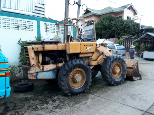 KOMATSU รุ่น JH 30 B เครื่อง 4 สูบ