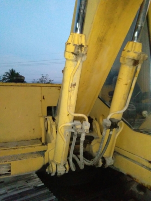 ขายแคท215lcฐานใหญ่ขายด่วน