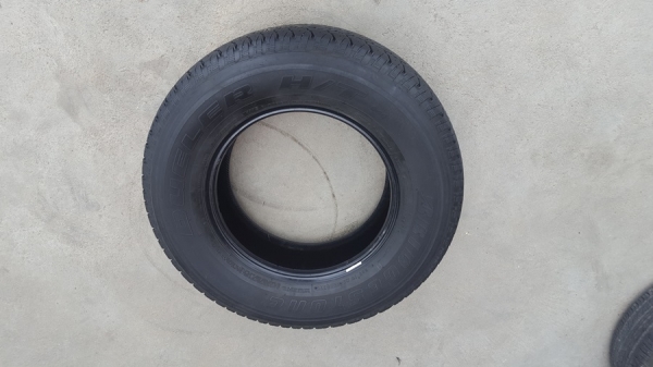 ขายยาง245/70/16 ปี 0315 BRIDGESTONE 840  4 เส้น