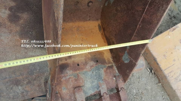 FROM JAPAN BUCKET บุ๊งกี๋สำหรับรถขุดไซค์ 40,45,50 / สลัก 40 มิล/ แบบธรรมดา /4 ฟัน / ราคาเพียง(ใบละ) 13,000 บาท สนใจรีบติดต่อ 0819337688