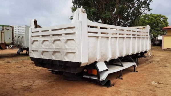 ขาย กระบะดั้มท้องเรือ สภาพพร้อมใช้งาน สนใจติดต่อเรา ดำสุโขทัย โทร 081-7855503,089-7087998  เรายินดีให้บริการค่ะ