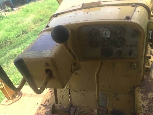 ขาย 1,350,000 รถแทรคเตอร์ CAT D 9 H ซื้อเก่านอกมา 1 ปี ทำงานน้อยมาก เครื่องดี เกียร์ทอคร์แรง ลิปเปอร์หลัง ช่วงล่างแน่นจากนอก เอกสารอินวอยท์ รถอยู่ สระบุรี โทร&ไอดีไลน์ 0610710295 ขาย 1,350,000 รถแทรคเตอร์ CAT D 9 H ซื้อเก่านอกมา 1 ปี ทำงานน้อยมาก เครื่องดี เกียร์ทอคร์แรง ลิปเปอร์หลัง ช่วงล่างแน่นจากนอก เอกสารอินวอยท์ รถอยู่ สระบุรี โทร&ไอดีไลน์ 0610710295