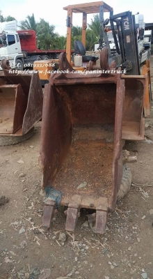 FROM JAPAN BUCKET บุ๊งกี๋สำหรับรถขุดไซค์ 200 ,220 /สลัก 80 มิล/แบบธรรมดา /3 ฟัน /ปากกว้าง : 70 cm./ ราคาเพียง(ใบละ) 18,000 บาท สนใจรีบติดต่อ 0819337688 FROM JAPAN BUCKET บุ๊งกี๋สำหรับรถขุดไซค์ 200 ,220 /สลัก 80 มิล/แบบธรรมดา /3 ฟัน /ปากกว้าง : 70 cm./ ราคาเพียง(ใบละ) 18,000 บาท สนใจรีบติดต่อ 0819337688