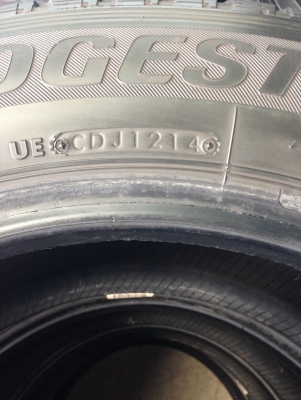Bridgestone 215 65 r16 ปี14 T.061-9030026 ตจว ส่งได้ครับ Bridgestone 215 65 r16 ปี14 T.061-9030026 ตจว ส่งได้ครับ