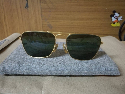 แว่นตา RAY-BANมือสอง