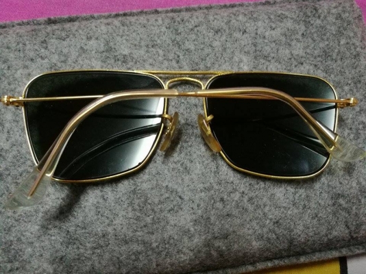 แว่นตา RAY-BANมือสอง