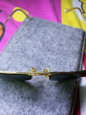 แว่นตา RAY-BANมือสอง