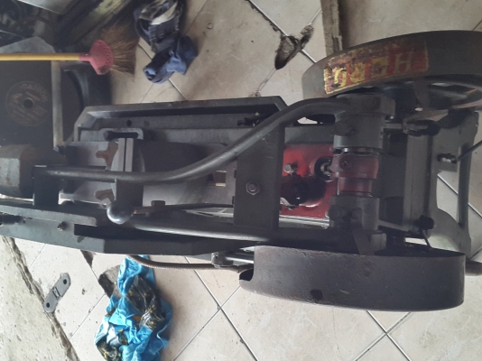 แท่นเลื่อย HERO ไฟบ้าน มิตซู พร้อมใช้งาน เดิมๆ สวยๆ 9,500