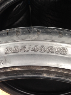Firestone 225 40r18 ปี14 สภาพดี ไม่ป่ะ ไม่บวม ตจว.ส่งได้ครับ T.061-9030026