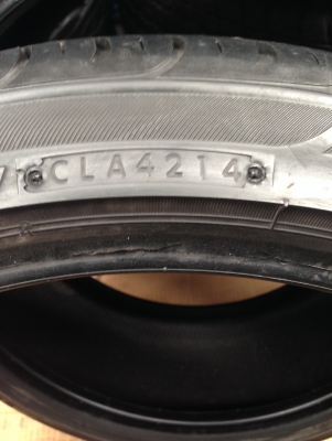 Firestone 225 40r18 ปี14 สภาพดี ไม่ป่ะ ไม่บวม ตจว.ส่งได้ครับ T.061-9030026