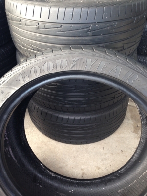 ยาง 205 45 r17 ปี14 มี 2 ชุด ราคาชุดล่ะ 3500 ตจว.ส่งได้ครับ T 061-9030026