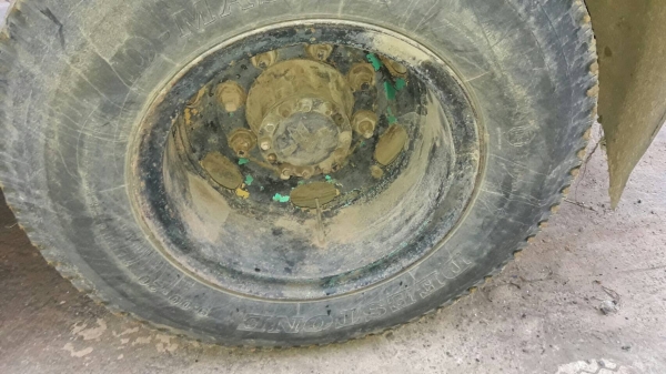 ขาย125.000บาท 6ล้อหัวยาว ไปทำเทรนเลอร์ บรรทุกรถเกี่ยว สภาพดี เล่มทะเบียนพร้อม