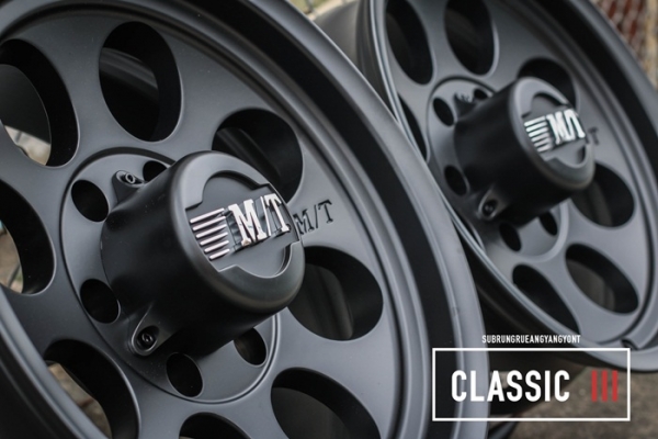 ล้อแม็กซ์ MICKEY THOMPSON CLASSIC III ขอบ16 นิ้ว วงละ 6,500 บาท ล้อแม็กซ์ MICKEY THOMPSON CLASSIC III ขอบ16 นิ้ว วงละ 6,500 บาท