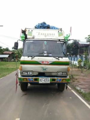 HINO FL 176 HINO FL 176