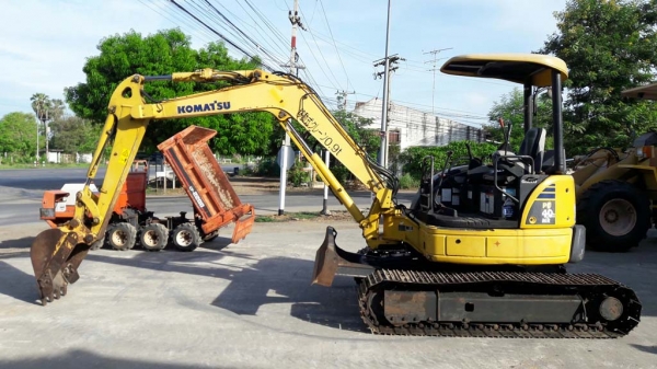 รถขุด Komatsu PC40MR-2 เก่าญี่ปุ่น รถขุด Komatsu PC40MR-2 เก่าญี่ปุ่น