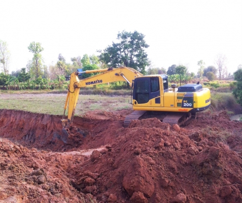 ขายรถแบคโฮ KOMATSU PC200-8 ใช้งาน 11,xxx ชั่วโมง สภาพดี เอกสารเล่มทะเบียน