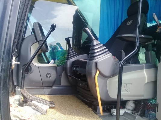 ขายรถแบคโฮ CAT 320D (GC) รุ่นประหยัดน้ำมัน จำนวน 3 คัน ราคาพ่อค้า