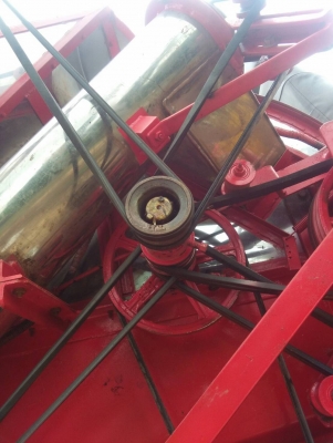 ขายรถเกี่ยวช้างน้อยจอมพลัง ขายรถเกี่ยวช้างน้อยจอมพลัง