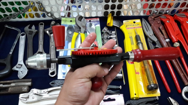 ขายสว่านมือหมุนตรารวงข้าว Made in Germany.ใหม่เก่าเก็บ