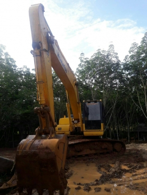ขาย 1,750,000 KOMATSU pc 200-8 ทำงาน 9,000 ชม.ไฟฟ้าครบ เครื่องดีมาก ปั้มแรงมาก เอวแน่น ช่วงล่างเต็ม เอกสารแจ้งจำหน่าย รถสวยพร้อมใช้ รถอยู่ จันทบุรี 090-772-3710 090-772-3708