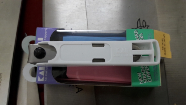 ขายกรรไกรตัดเล็บ KAL   Made in Japan.คมกริบมีตะไบแต่งพร้อม